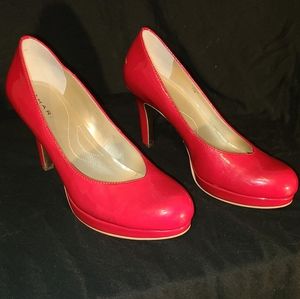 Tahari red pumps size 7.5